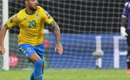 CAF Awards 2025 : Denis Bouanga nominé pour le prix du meilleur joueur de l'année