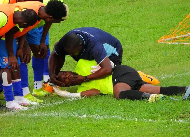 Coupe de la CAF : grosse frayeur pour le gardien gabonais Loïc Owono Ella