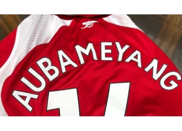 Arsenal commencerait déjà à vendre des maillots Aubameyang