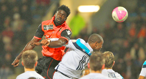 Rupture du ligament croisé antérieur pour Ecuele Manga