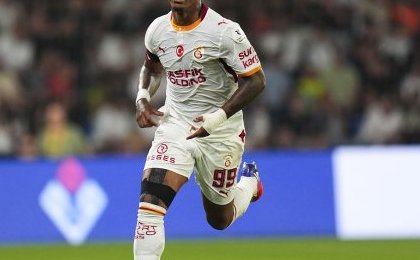 Galatasaray : Mario Lemina forfait contre le Sporting, le Gabon retient son souffle