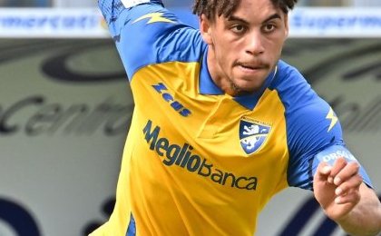 Serie A : Anthony Oyono solide dans le spectaculaire nul de Frosinone face à l'Atalanta