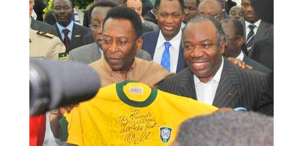 Pelé invité star pour une campagne de lutte contre le sida