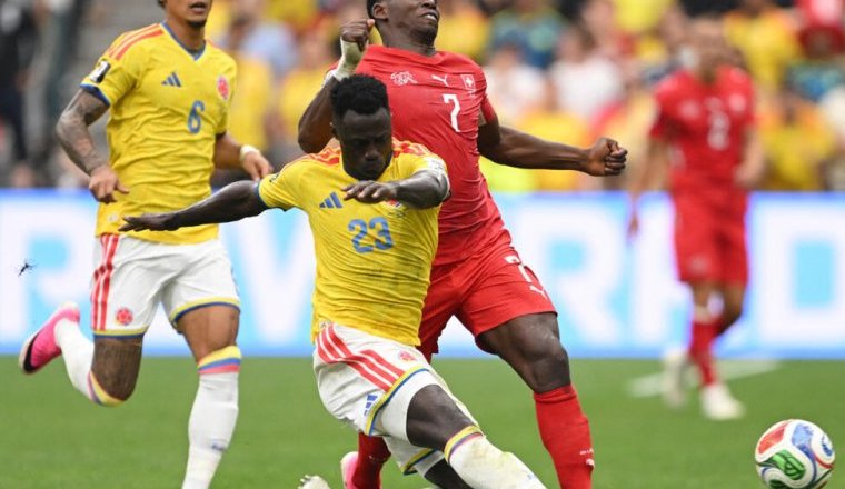 Mondial 2026 : La Suisse sort la Colombie aux tirs au but et rejoint l'Argentine en quarts
