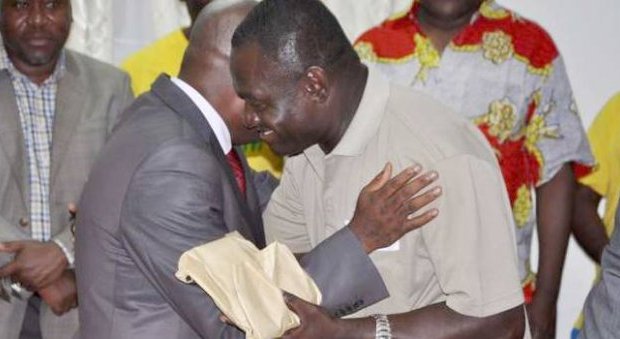 l'AO CMS : L'entraîneur Rigobert Nzamba limogé par le bureau directeur