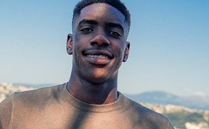 Mercato : Junior Mandza signe pro à l'OGC Nice, le Gabon tient une pépite à suivre